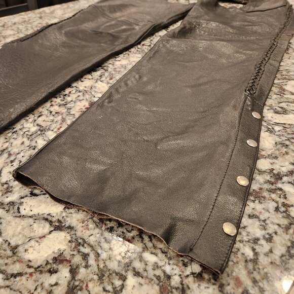 Unik Motorcycle Biker Chaps Black Leather Zipper&Snaps Size L Pinhole Pictured - Picture 5 of 8